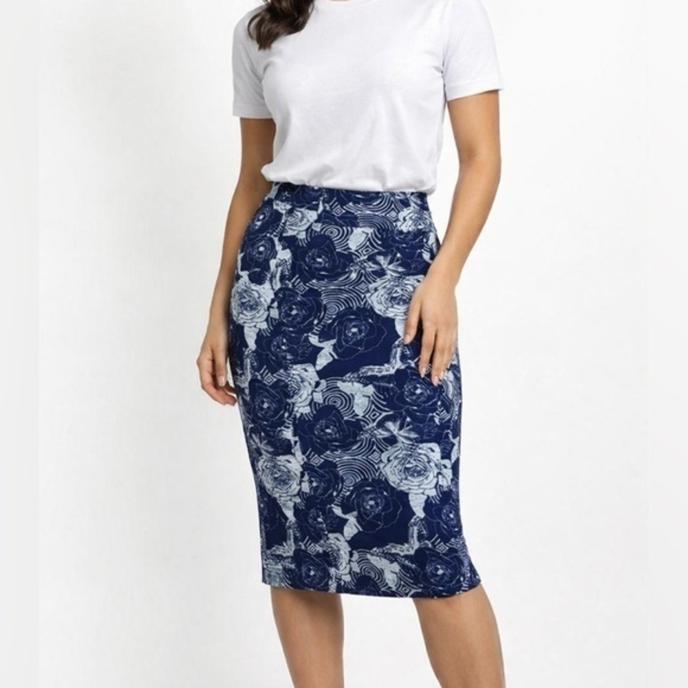 ❤️Agnes & Dora Floral Stretch Midi Pencil Skirt